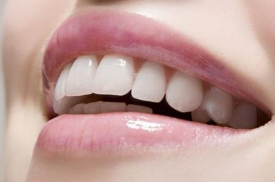 【民俗】各个牙齿都代表哪个亲人？上牙代表父母下牙代表儿女(图1)
